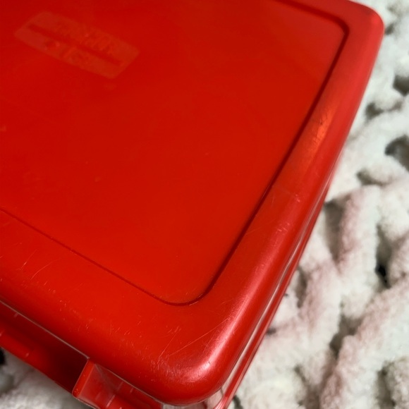 Peanuts by Schulz Red Thermos Plastic Lunch Box - Picture 15 of 16